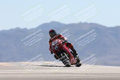 media/Oct-13-2025-Moto Forza (Mon) [[a66d839500]]/3-B Group/Session 4 (Turn 9)/